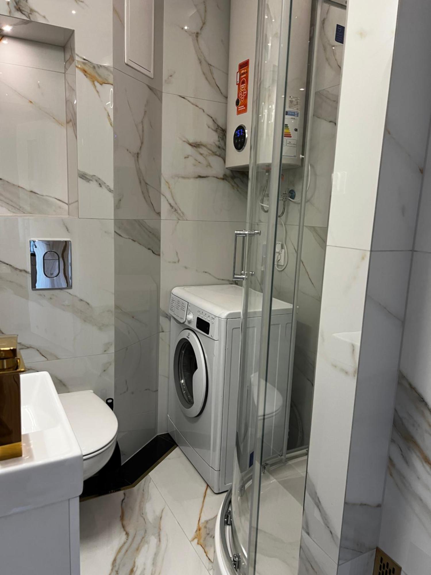 Apartment Apartment&airport- Free Wifi - Netflix - Close By Chopin Airport